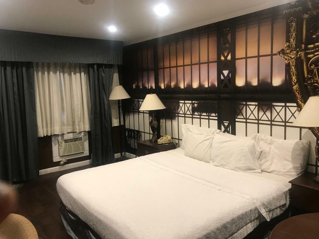 Hamilton Inn Стърбридж Екстериор снимка